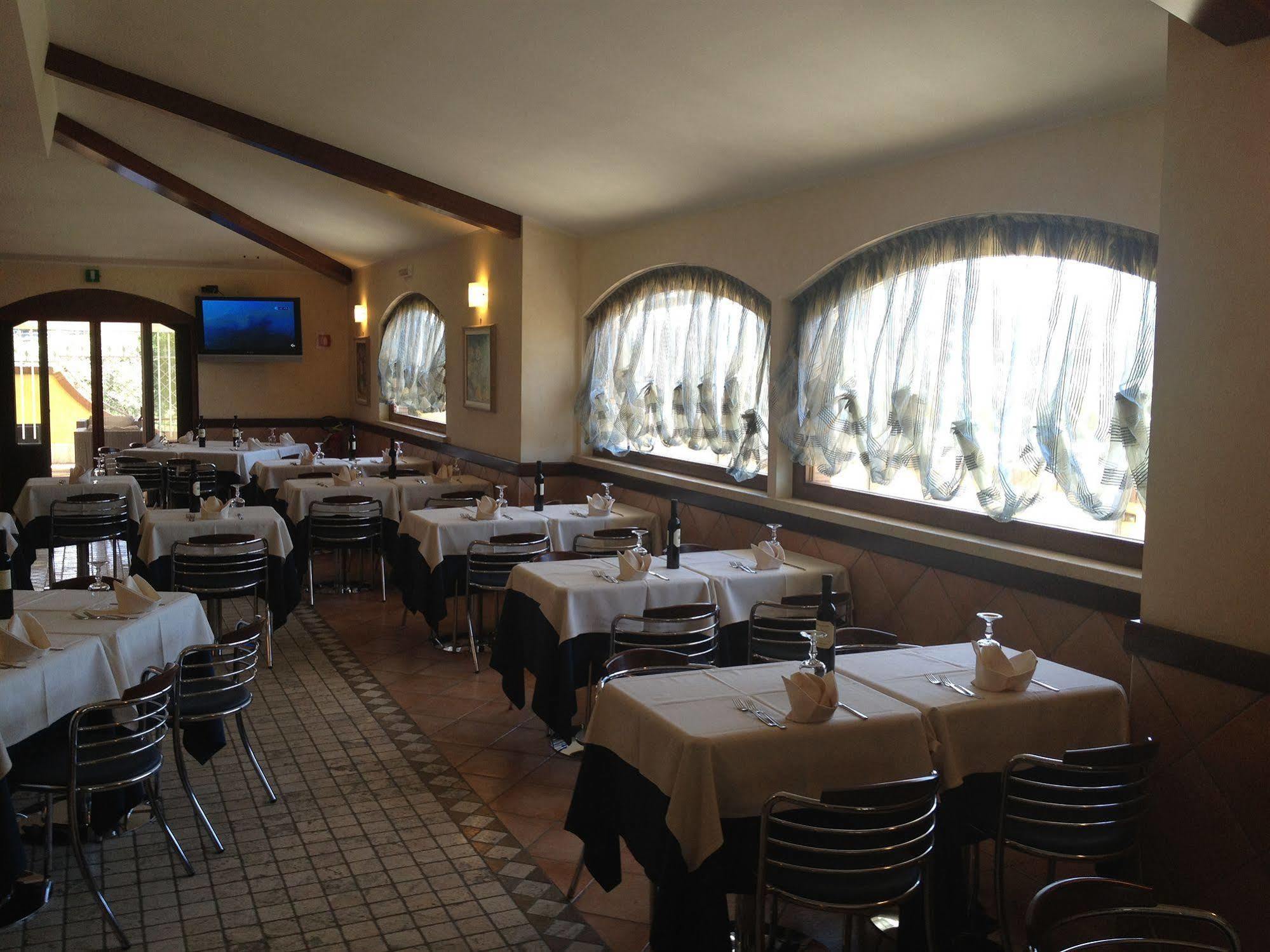 La Locanda Del Cavaliere Borgo Montello 外观 照片